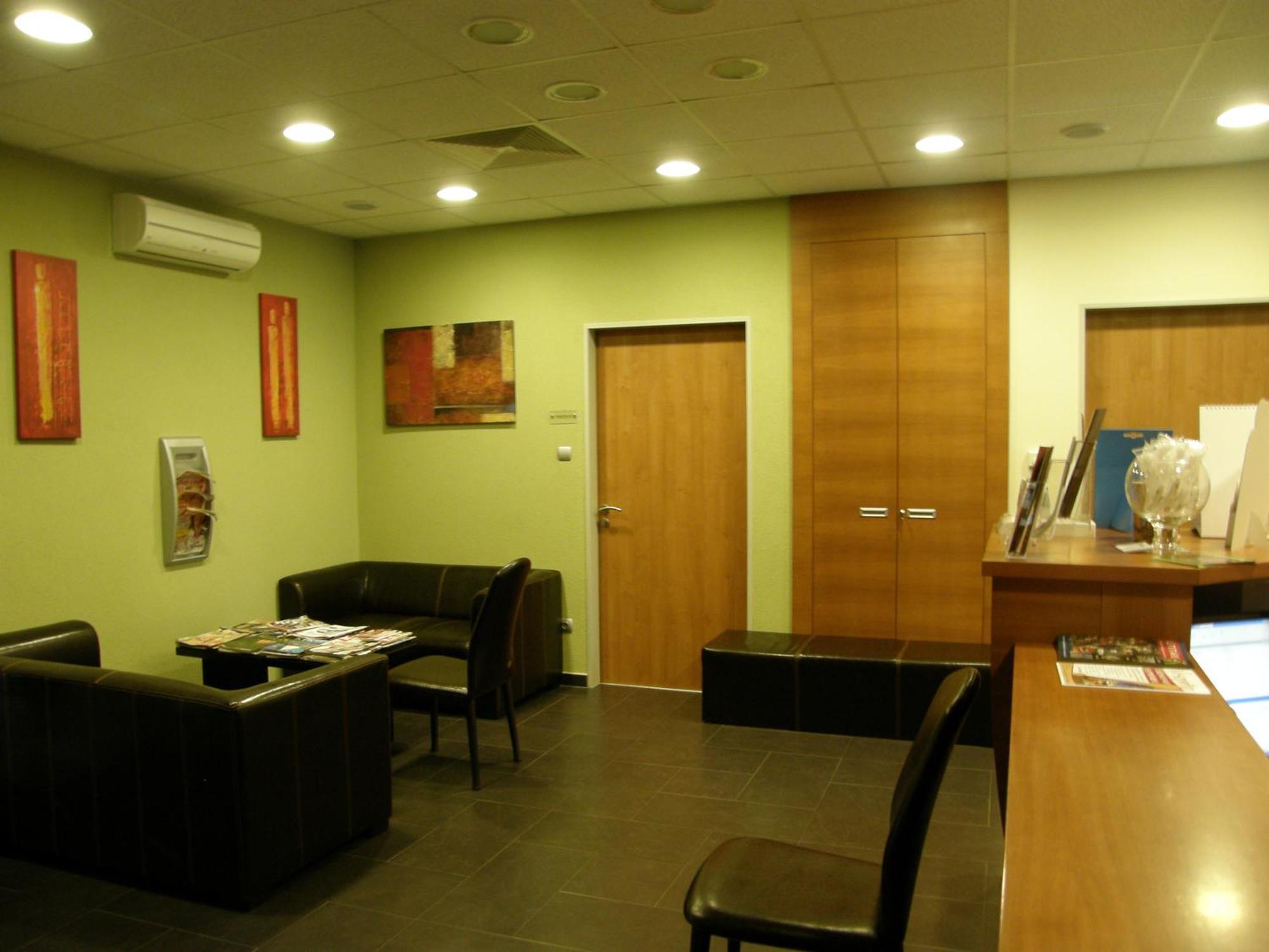 Promedicum Panzio Otel Veszprém Dış mekan fotoğraf